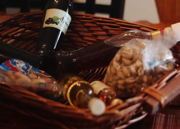 With View * Κρυοπηγή